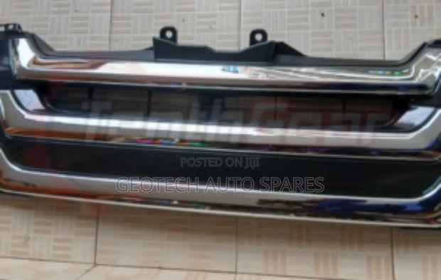 Hiace 7l Front Grille - main view