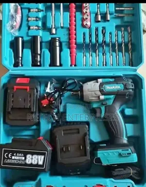 Makita Rechargeable Impact Wrench