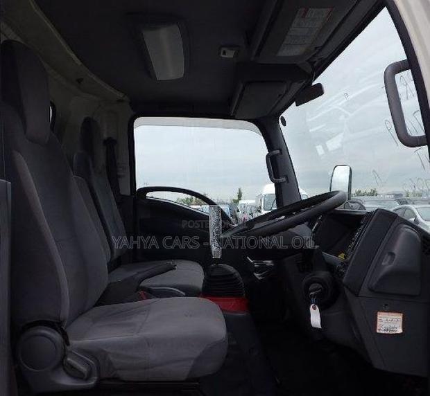 Isuzu Elf 2017 White - thumbnail 6