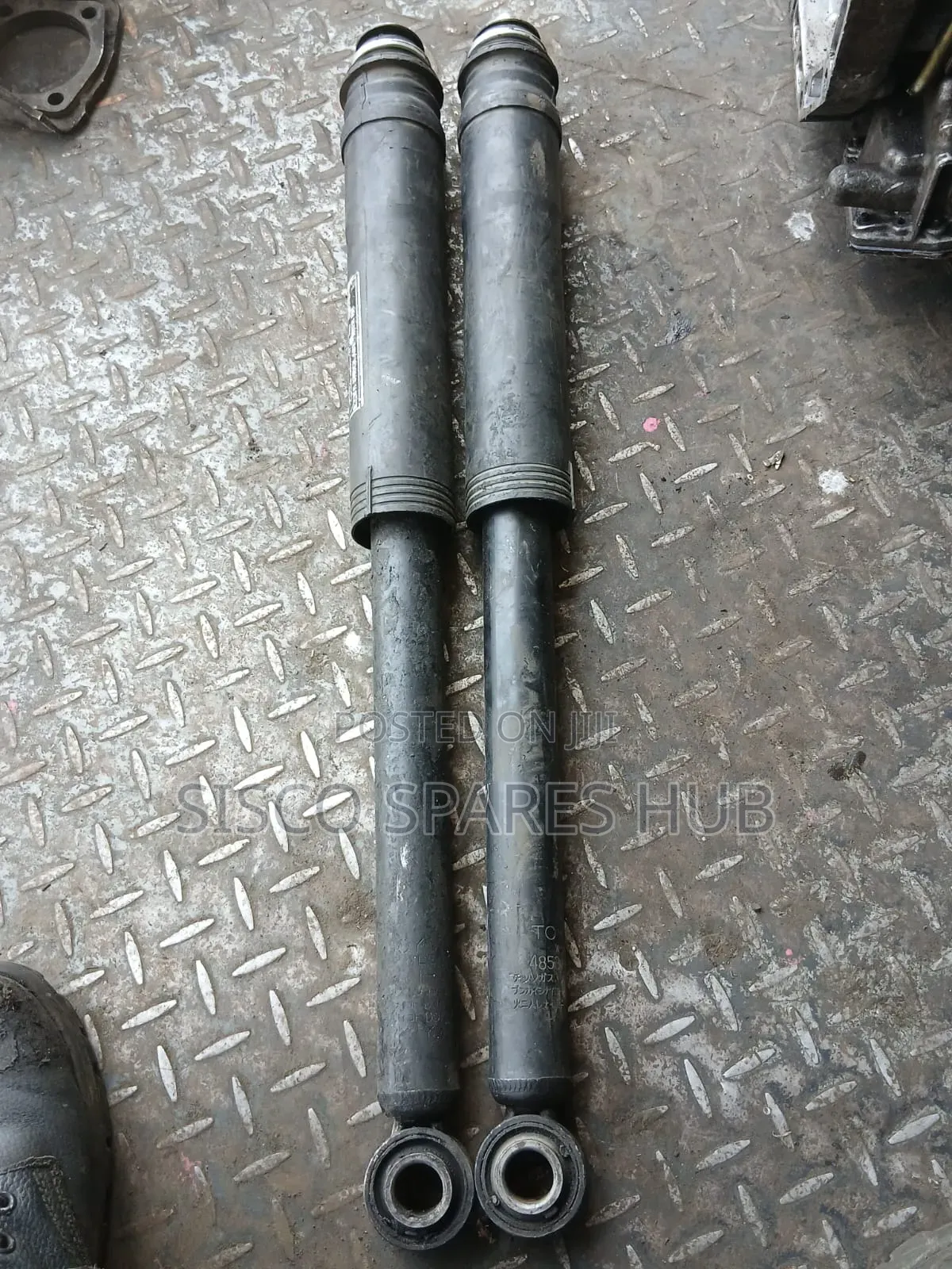 Rear Shocks Isis/Noah