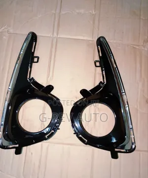 Vitz 2018 Foglight Covers.