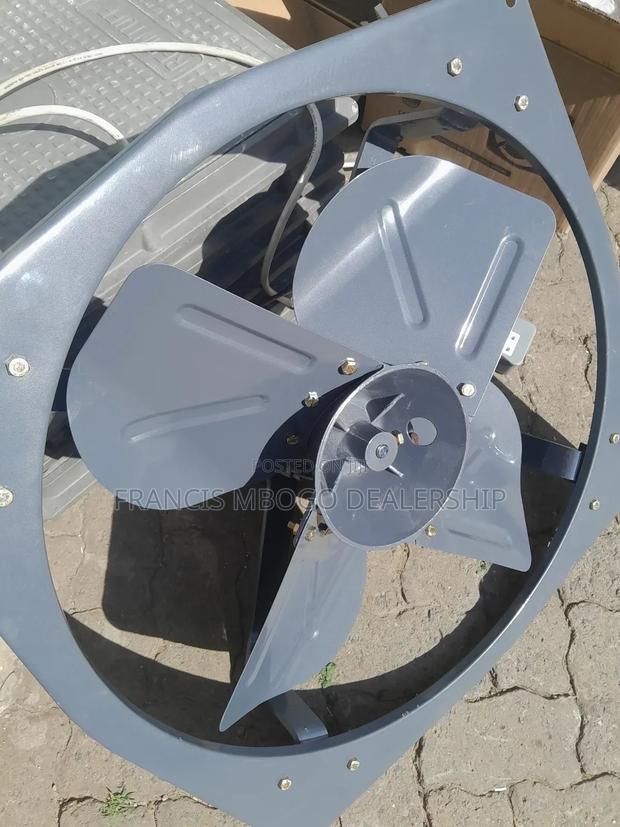 Electric Powered Exhaust Fan - thumbnail 3
