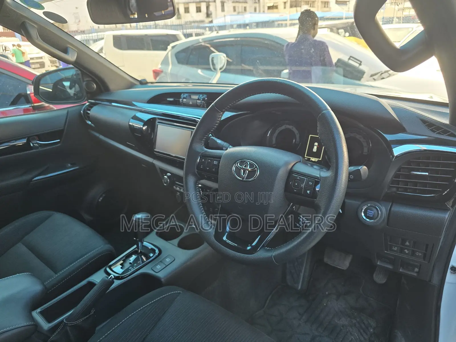 Toyota Hilux 2018 White