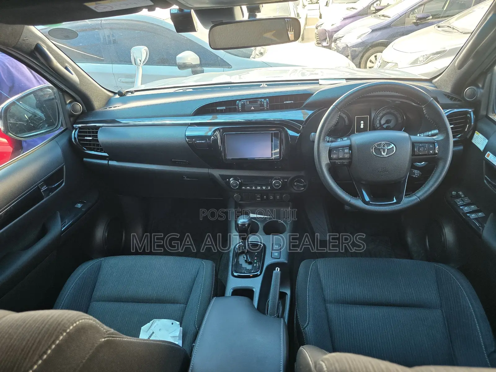 Toyota Hilux 2018 White