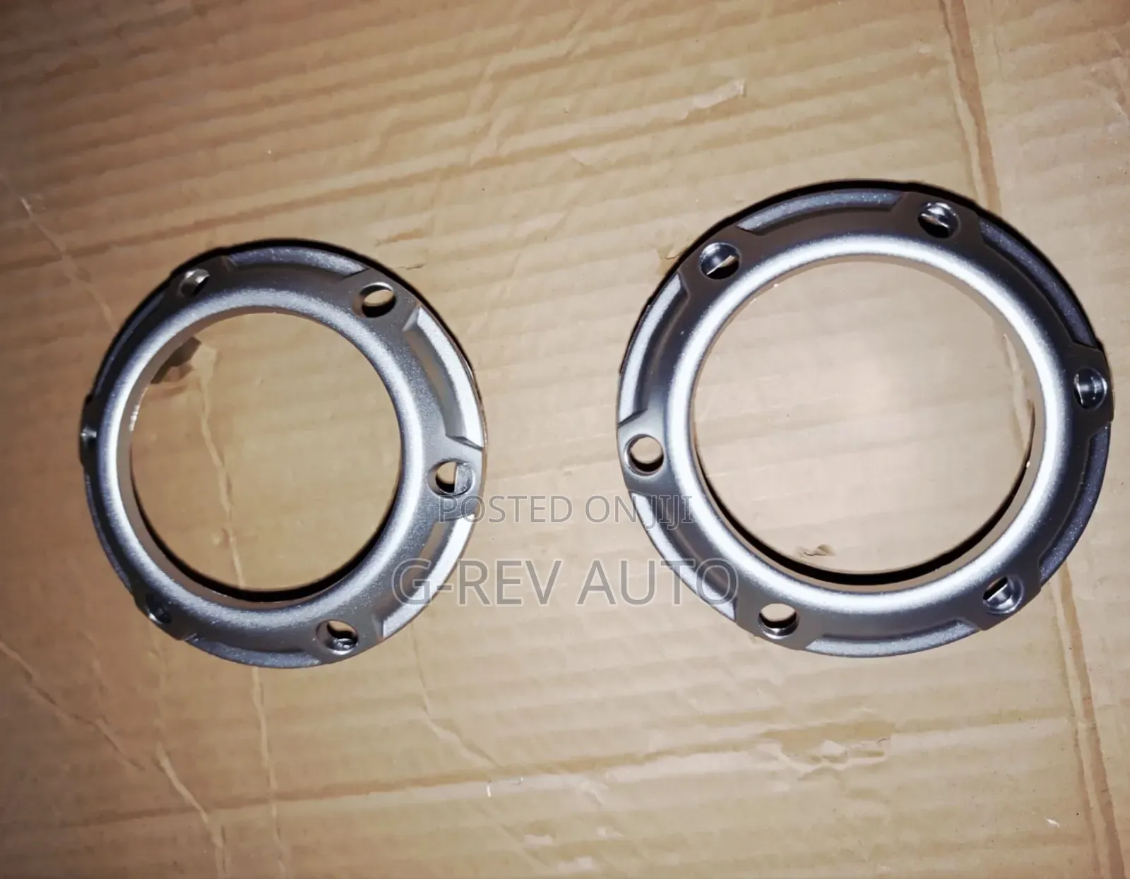 Mitsubishi Outlander Silver Foglights Covers