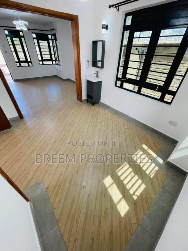 5bdrm Villa in Kamakis, Ruiru for sale - thumbnail 9