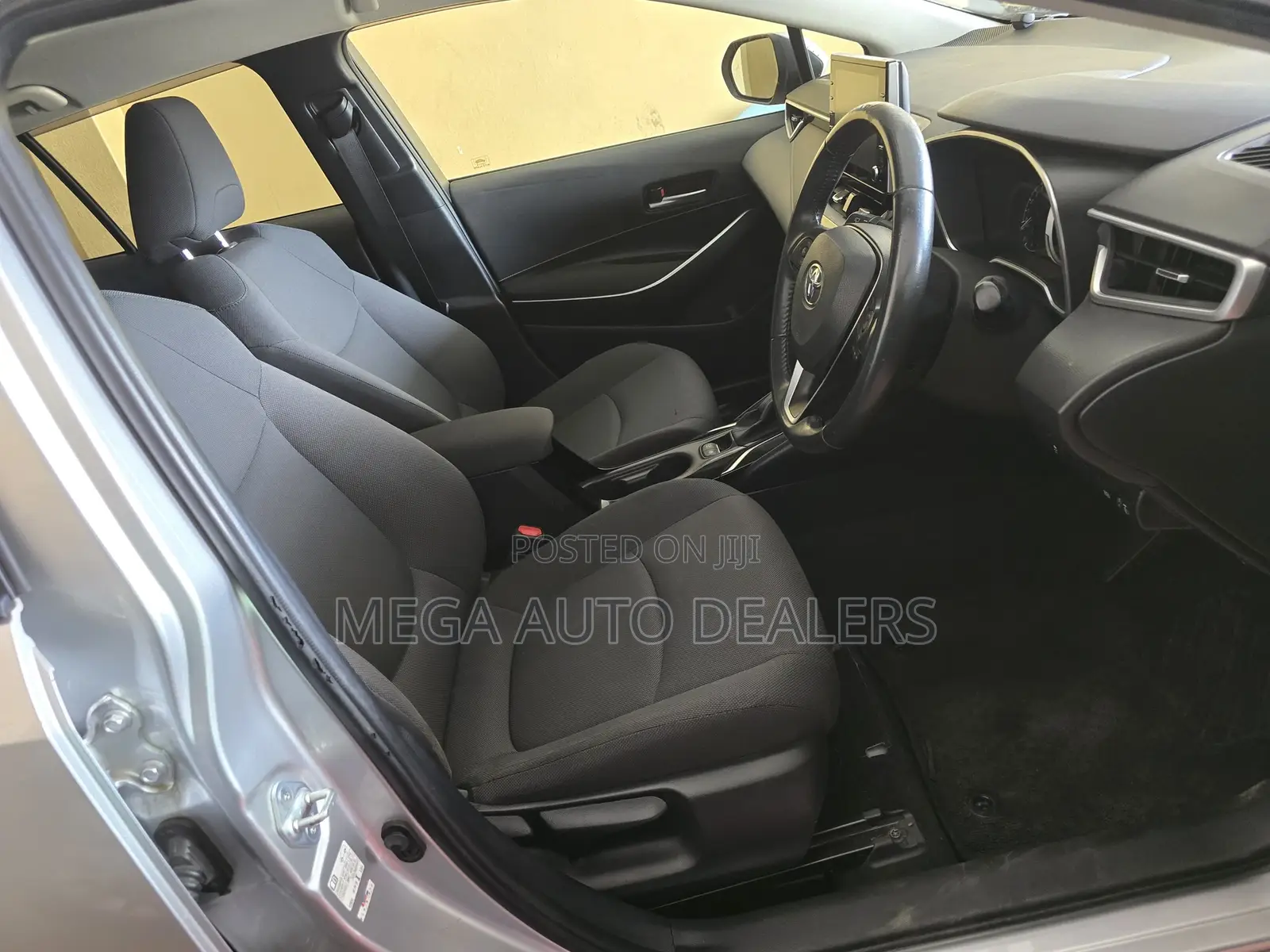 Toyota Corolla 2019 Silver