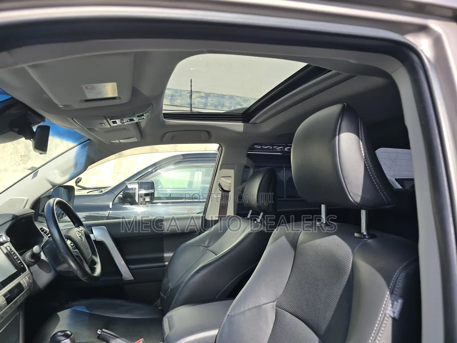 Toyota Land Cruiser Prado 2019 Gray
