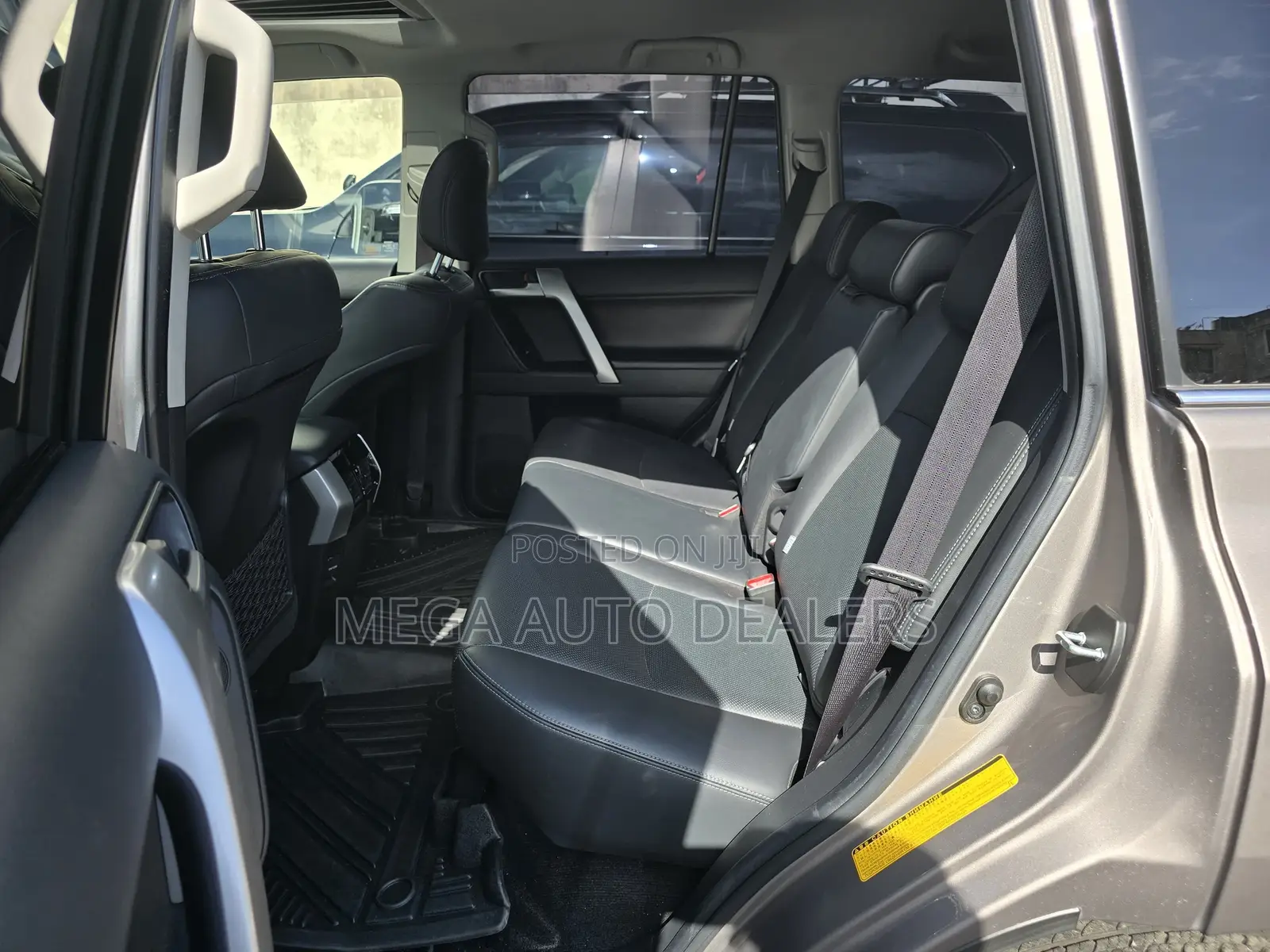 Toyota Land Cruiser Prado 2019 Gray
