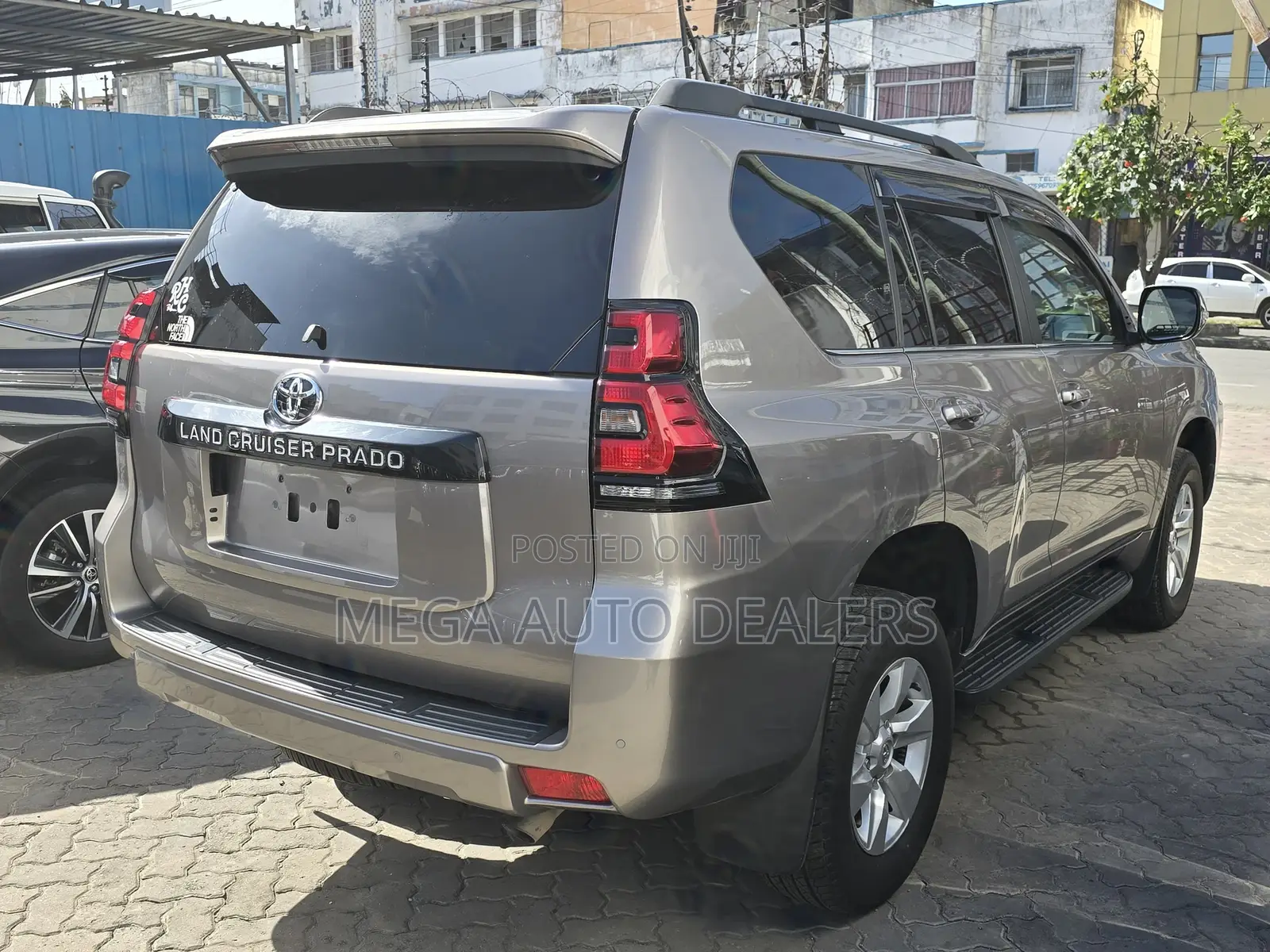 Toyota Land Cruiser Prado 2019 Gray