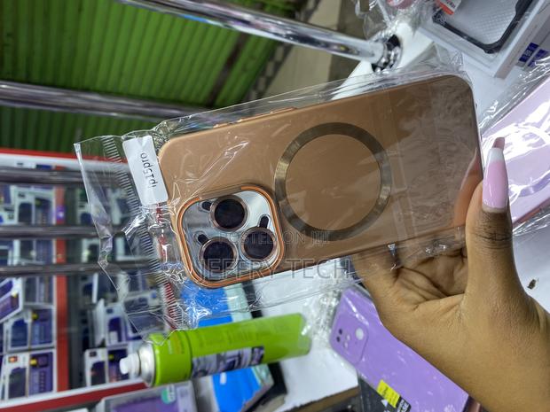 Waldeng iPhone 15 Pro Mag Case With Integrated Camera Lens Protector - thumbnail 2