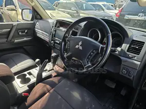 Mitsubishi Pajero 2018 Black