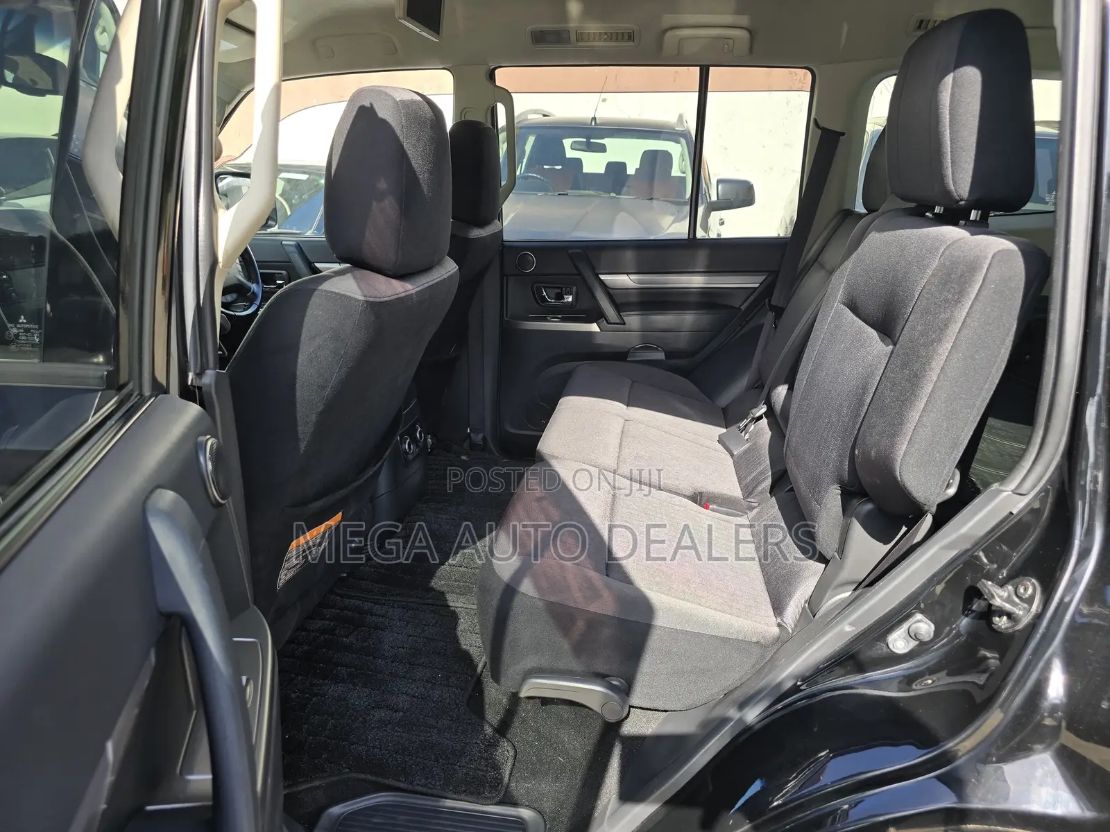 Mitsubishi Pajero 2018 Black