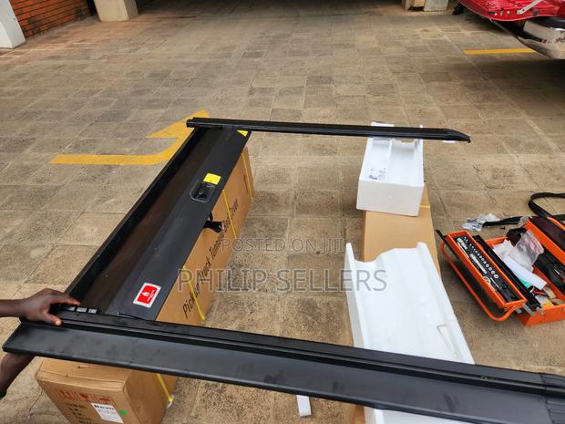 Secure and Lockable: Includes 2 Keys for Added Security. - main view