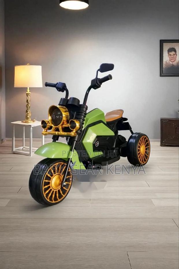 Rechargeable Kids Motorbike With Lights Music