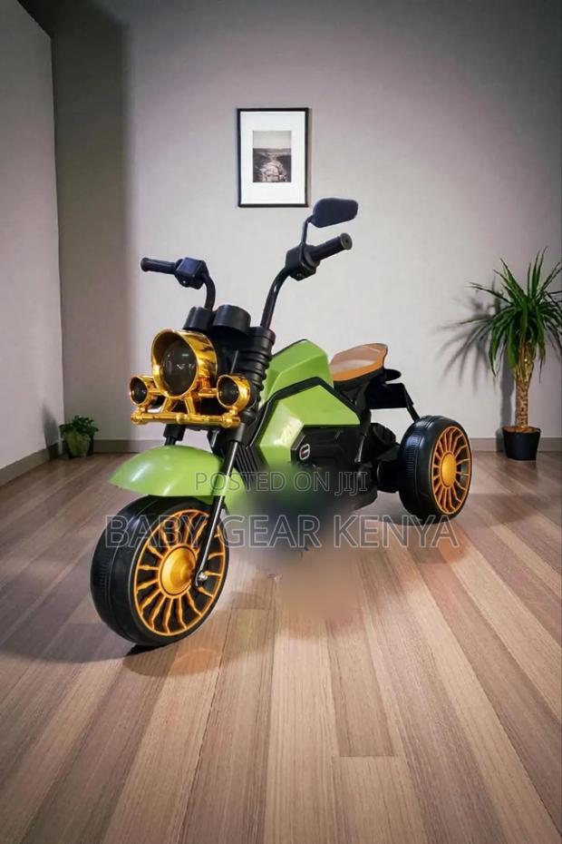 Ride-on Kids Motorbike With Rechargeable Battery