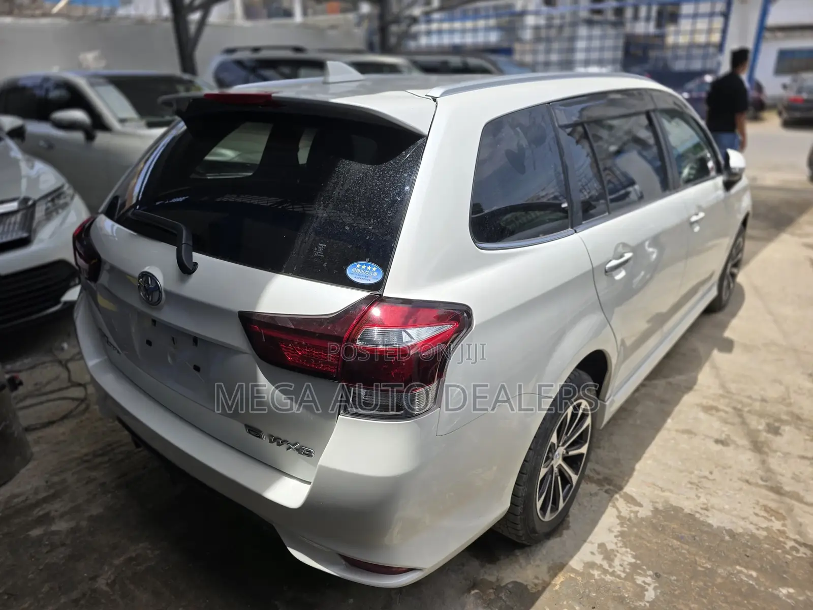 Toyota Corolla Fielder 2018 White