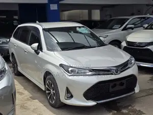 Toyota Corolla Fielder 2018 White