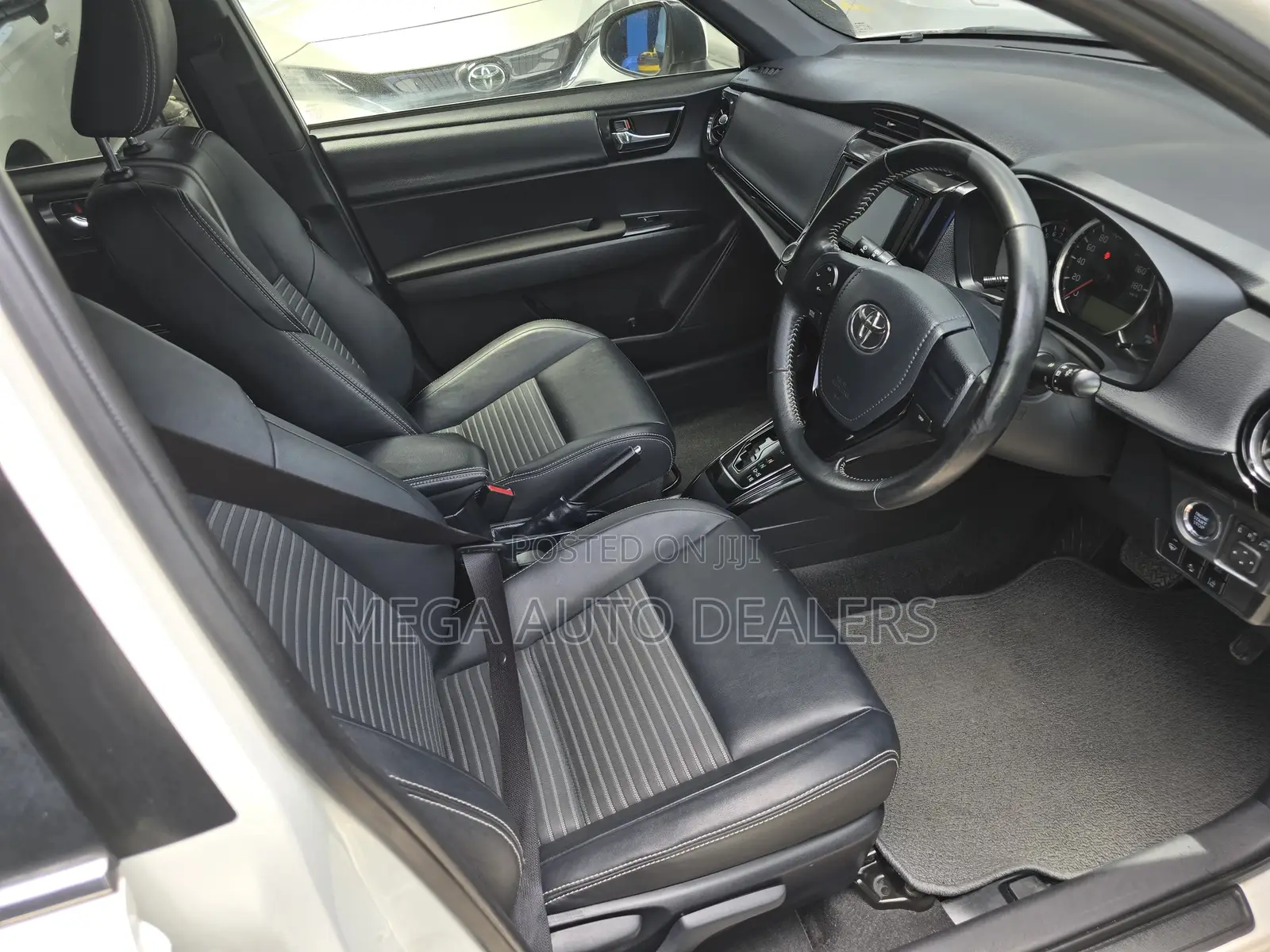 Toyota Corolla Fielder 2018 White