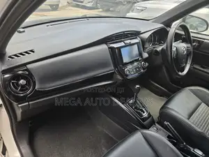 Toyota Corolla Fielder 2018 White