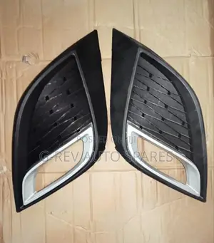 Mazda Axela 2010 Foglight Covers.