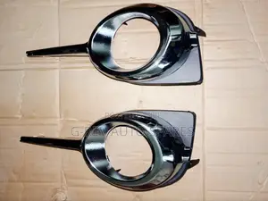 Toyota Vanguard Foglight Cover.