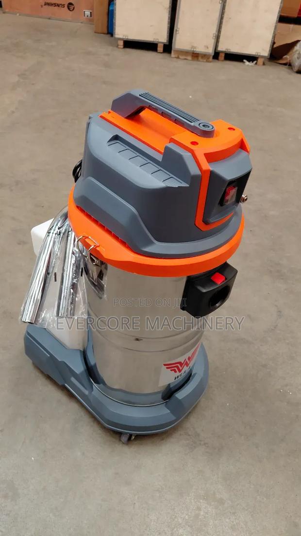 Heay Duty 35l Wet and Dry Carpet Cleaner With Accessories. - thumbnail 3