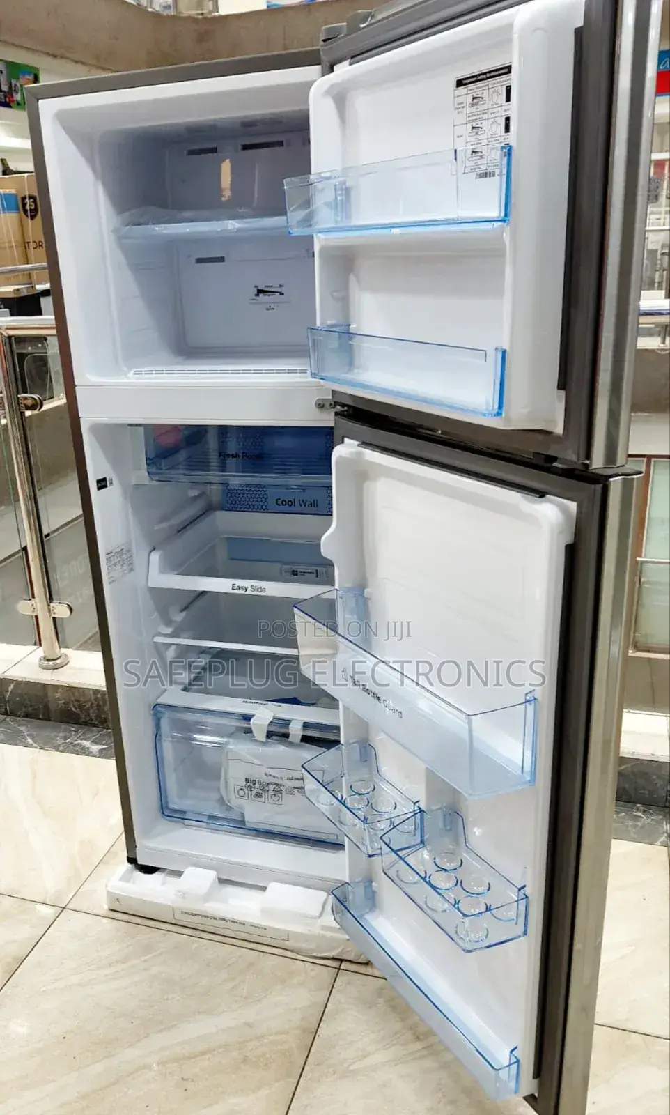 Samsung 233 Litres 2 Doors Fridge (Rt28k3082s8) Top Freezer