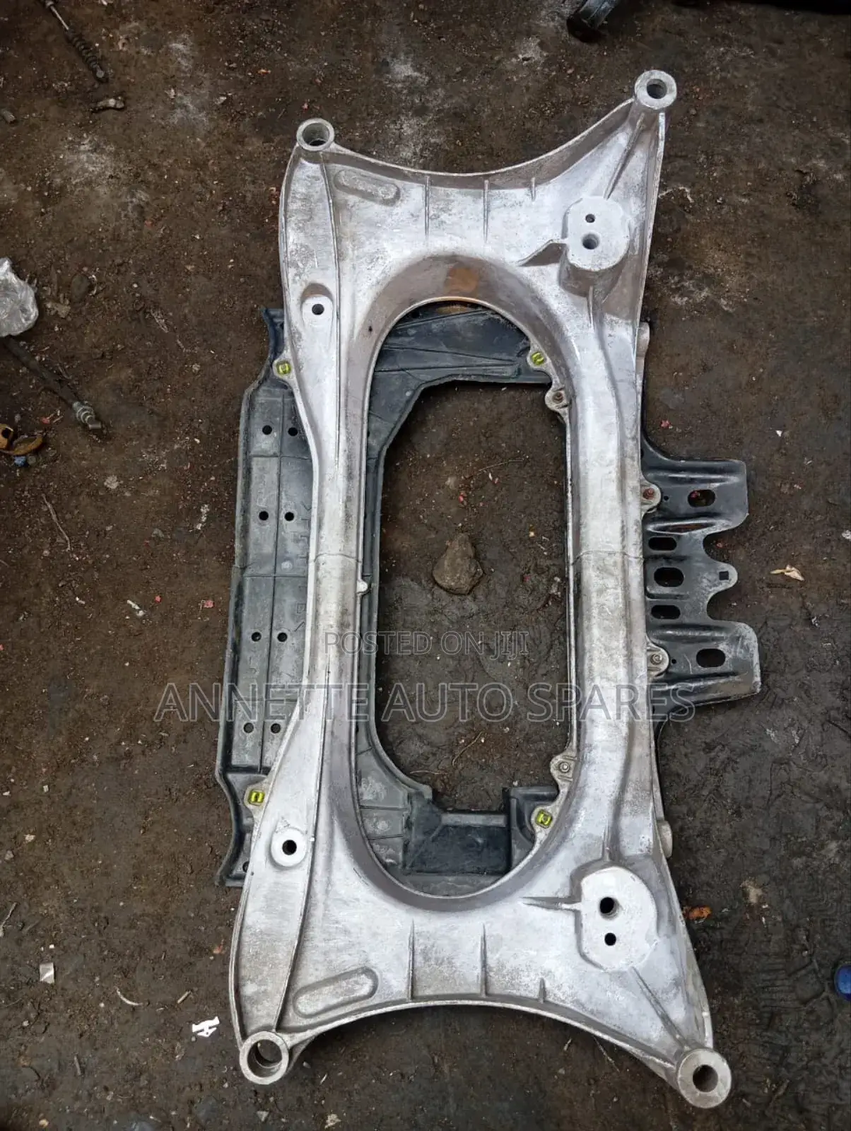 Toyota Mark 2 2wd Cross Member