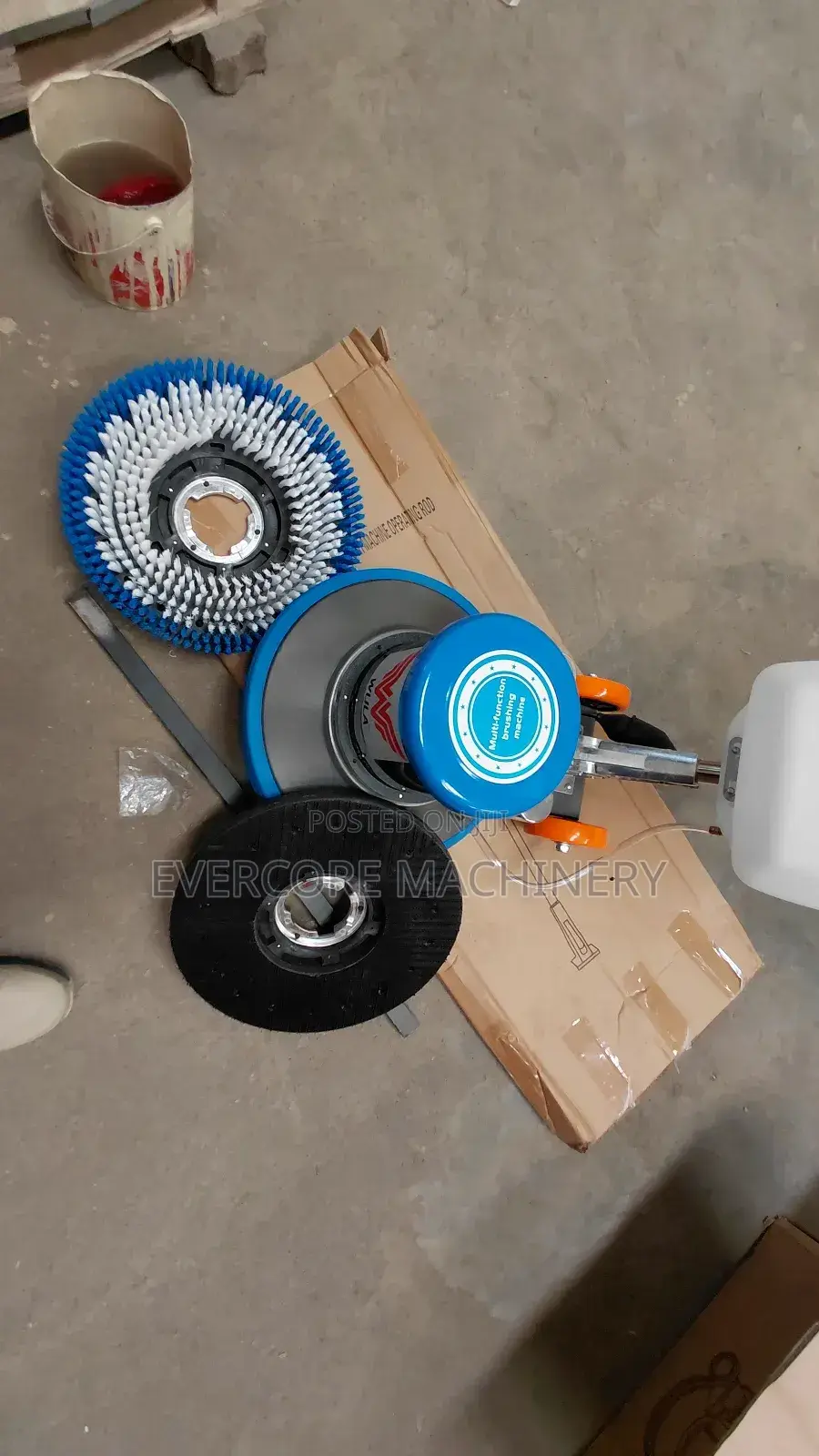 Carpet/Floor Scrubber Machine Offer With Brushes and Pad Holder.