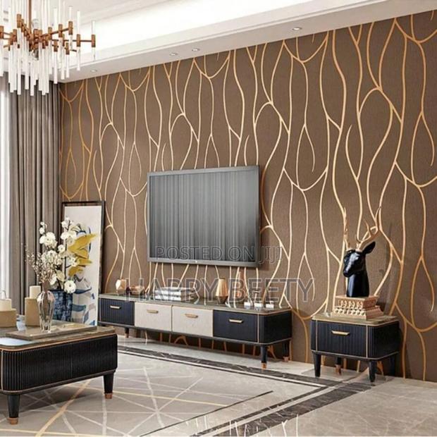 Revamp Your Space With Classy Modern Print Wallpapers - thumbnail 2