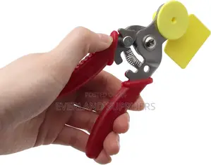 Palm-Friendly Ear Tag Remover