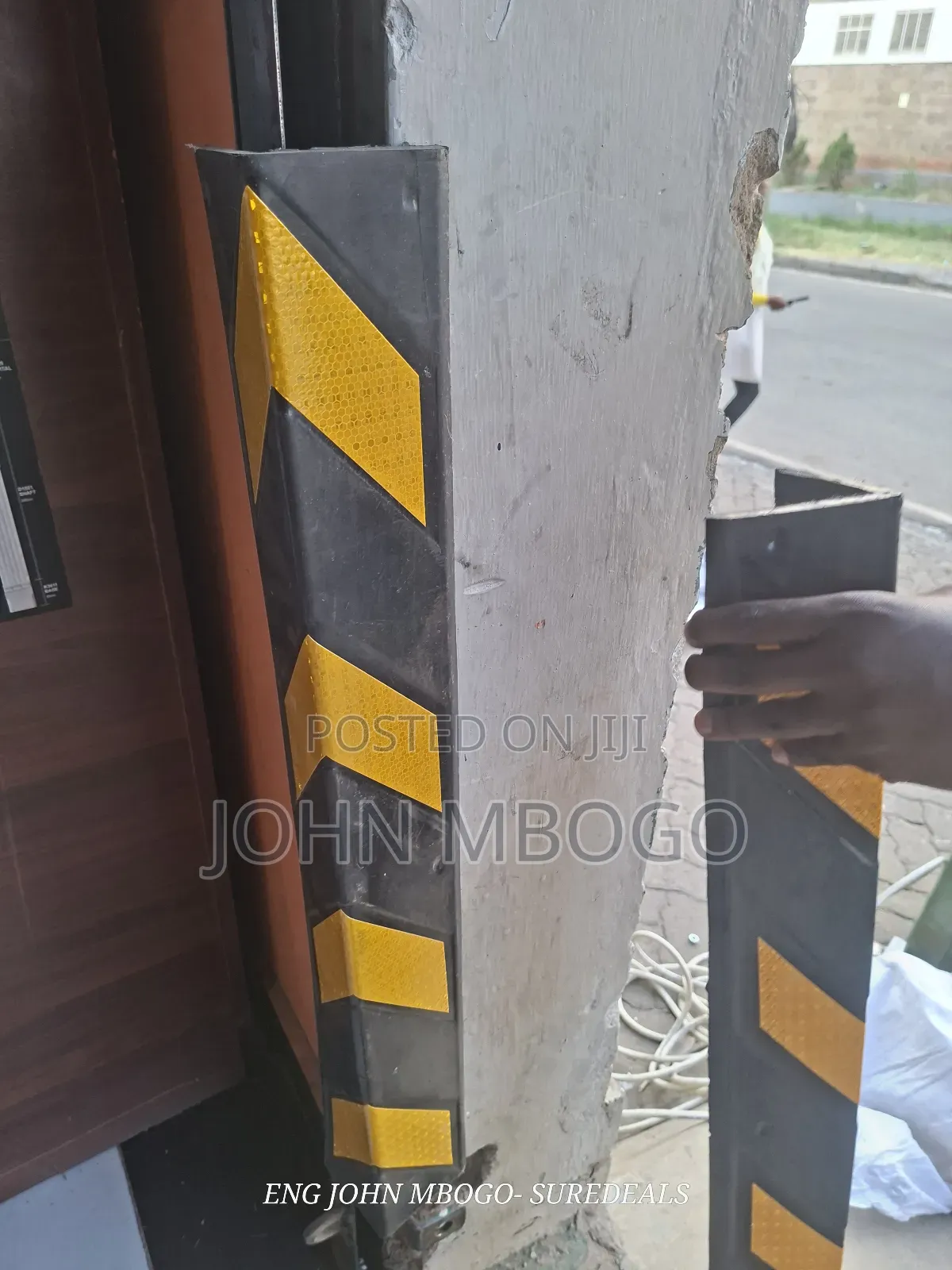 Edge Protector / Rubber Corner Guard