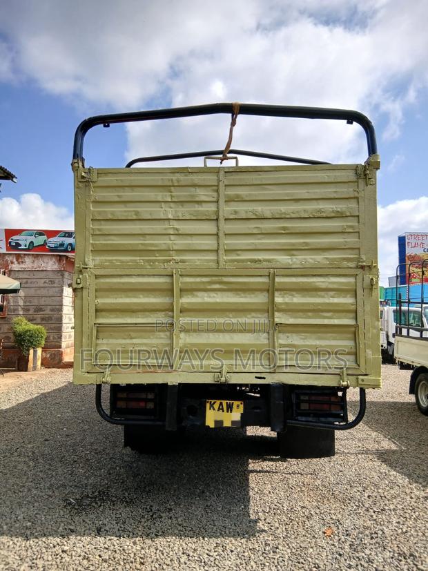 Mitsubishi Fh 2006 - thumbnail 6