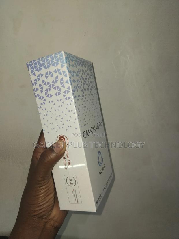 New Tecno Camon 40 Pro 256 GB Black - thumbnail 4