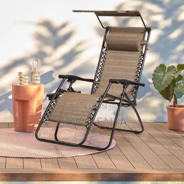 Outdoor Chair; Modern Reclining Zero Gravity Folding Chair
