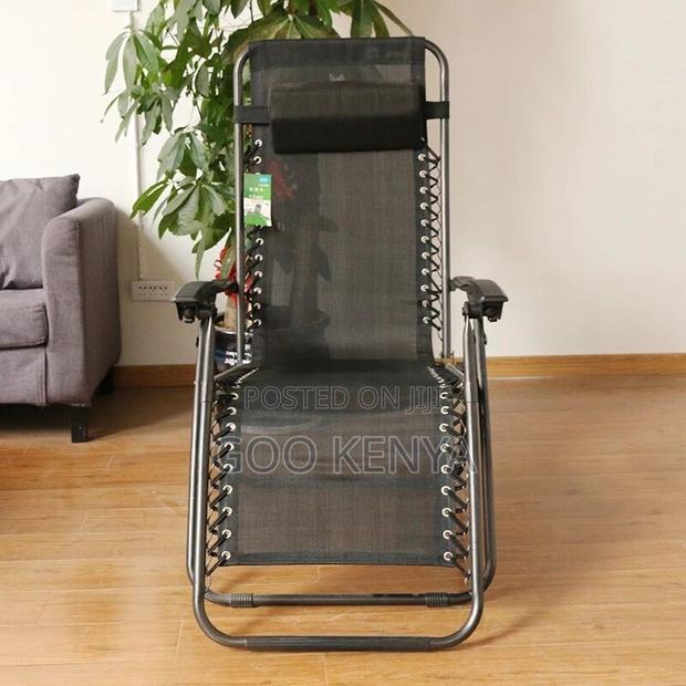 Outdoor Chair; Modern Reclining Zero Gravity Folding Chair - thumbnail 5