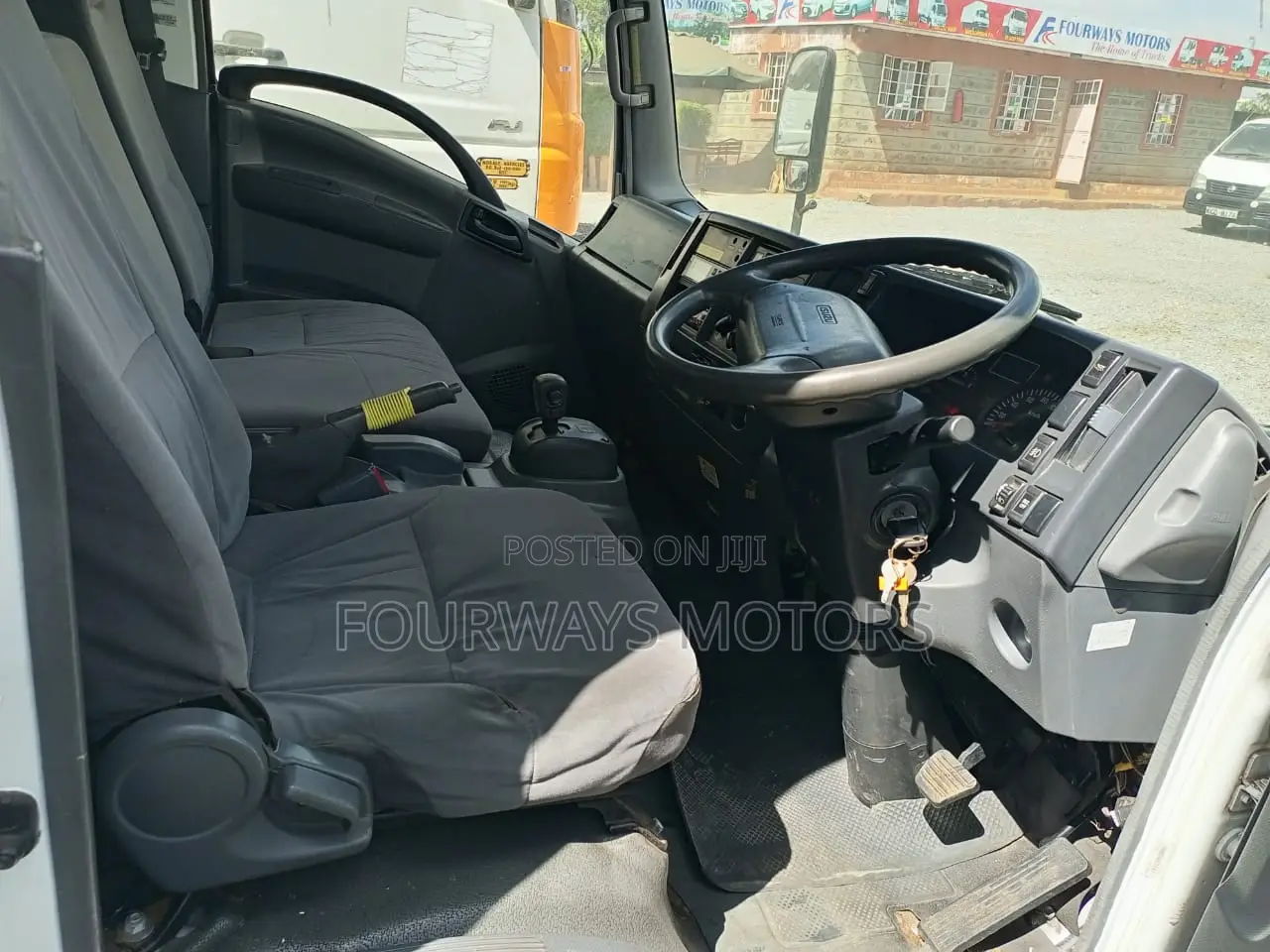 Isuzu Elf Fridge