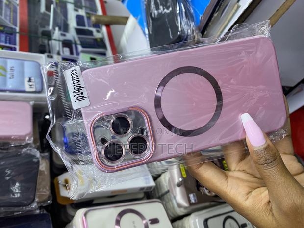 Xoopa Magnetic for iPhone 14 Pro Max Case With Lense Protector /Stand - thumbnail 3