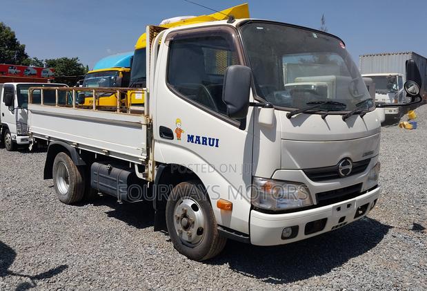 Hino Dutro 2016 White - thumbnail 2