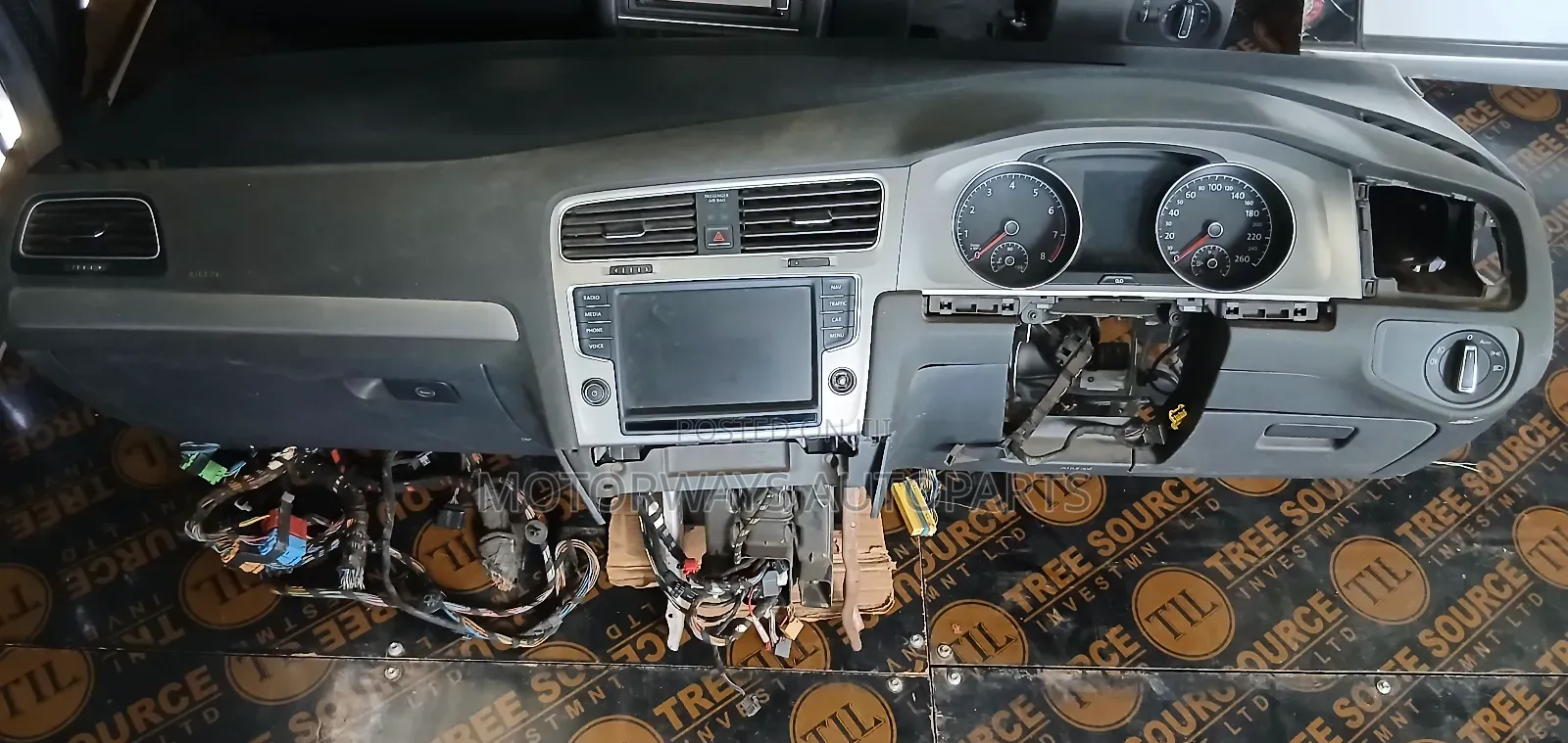 Volkswagen Tiguan 2013-2015 Complete Dashboard