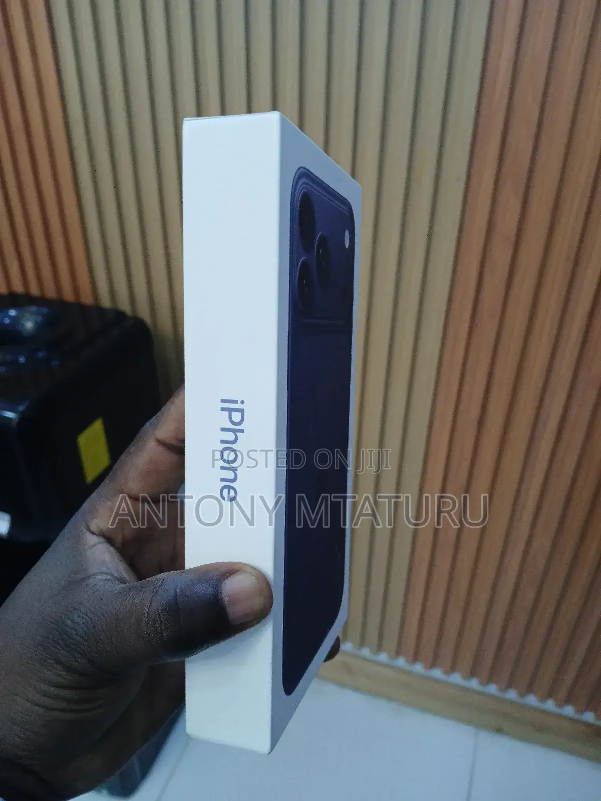New Apple iPhone 17 Pro Max 1 TB Bronze