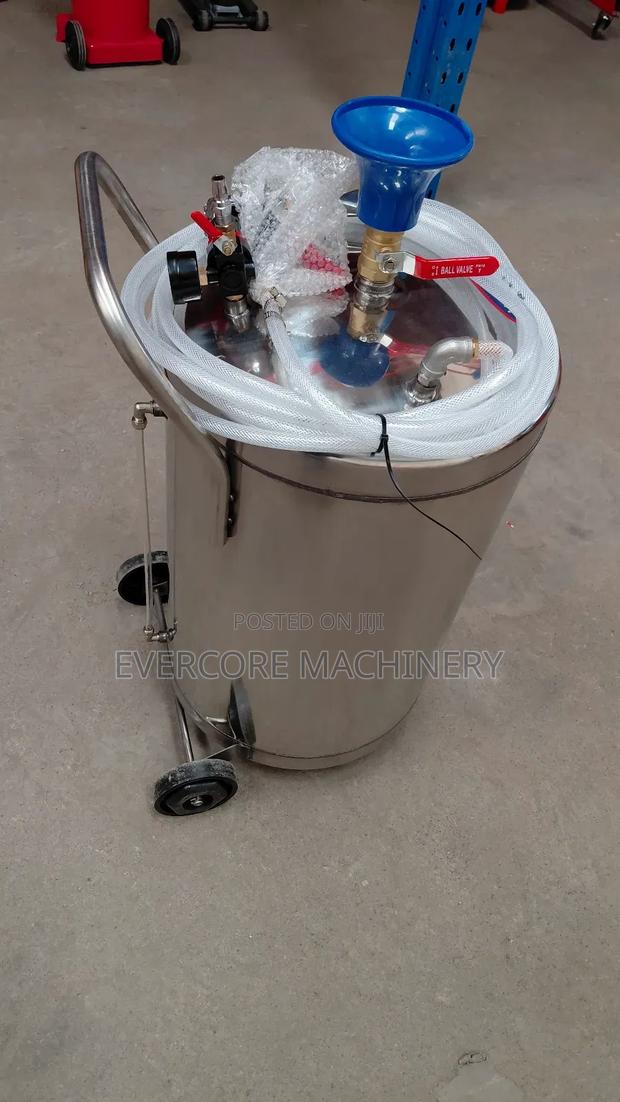 Staunless Steel Soap Dispenser/Foaming Machine - thumbnail 2