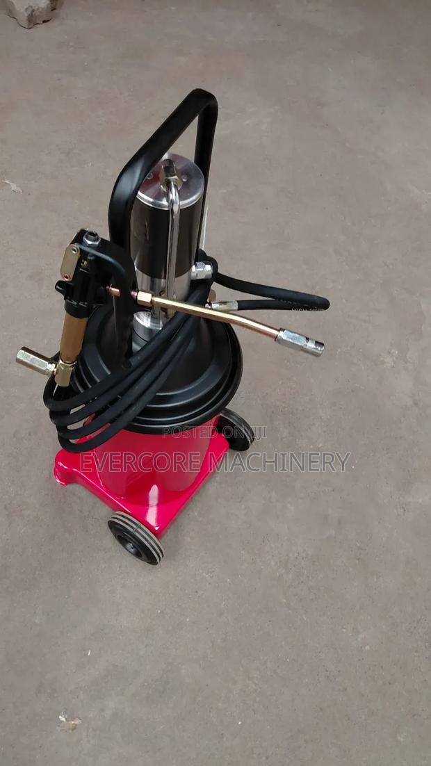 Pneumatic/Air Grease Pumping Machine . - thumbnail 3