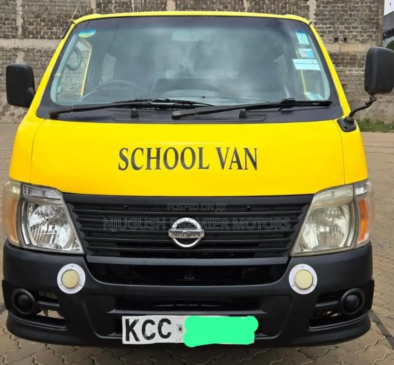 Nissan Caravan (Urvan) 2008 Yellow
