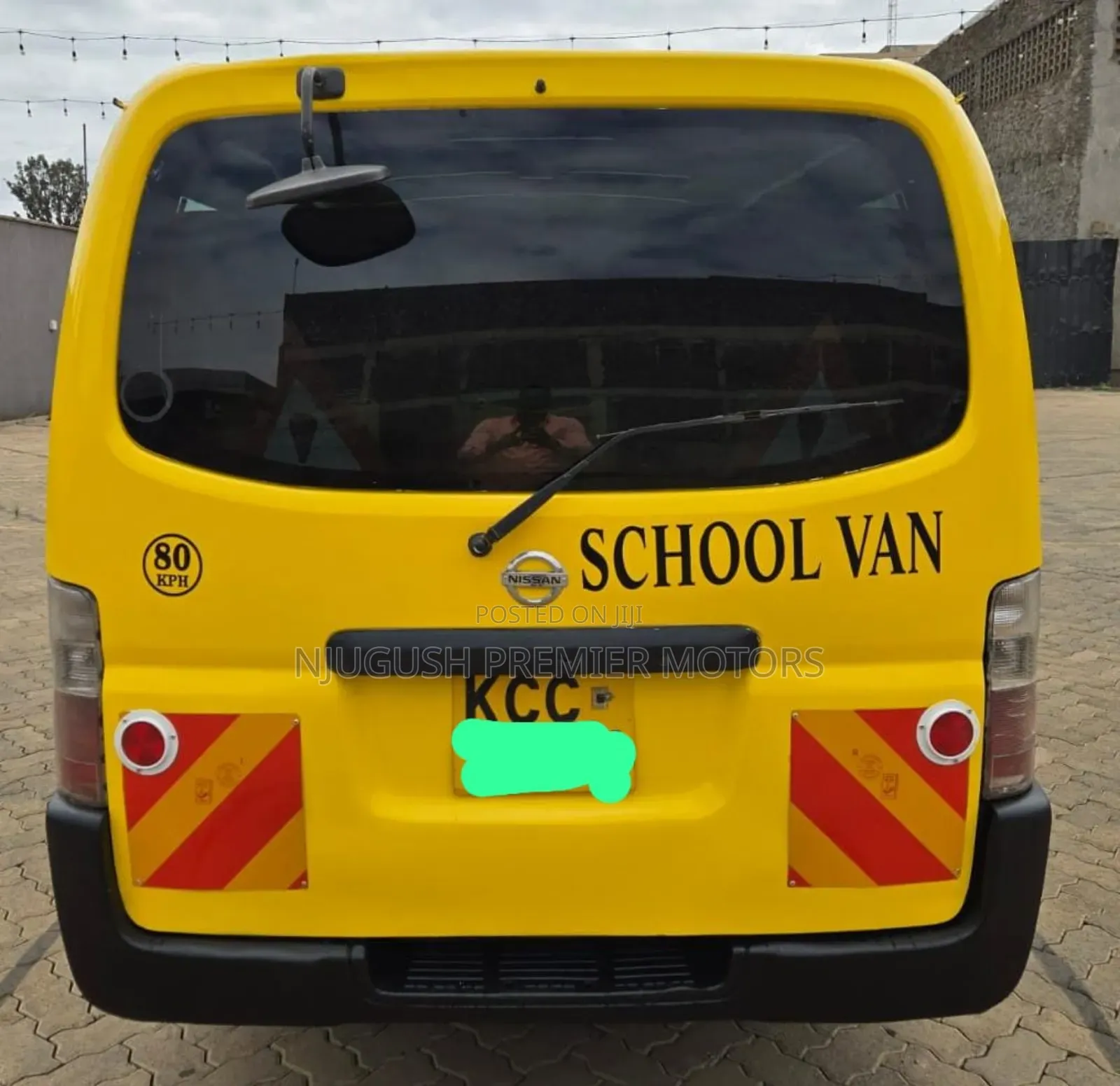 Nissan Caravan (Urvan) 2008 Yellow