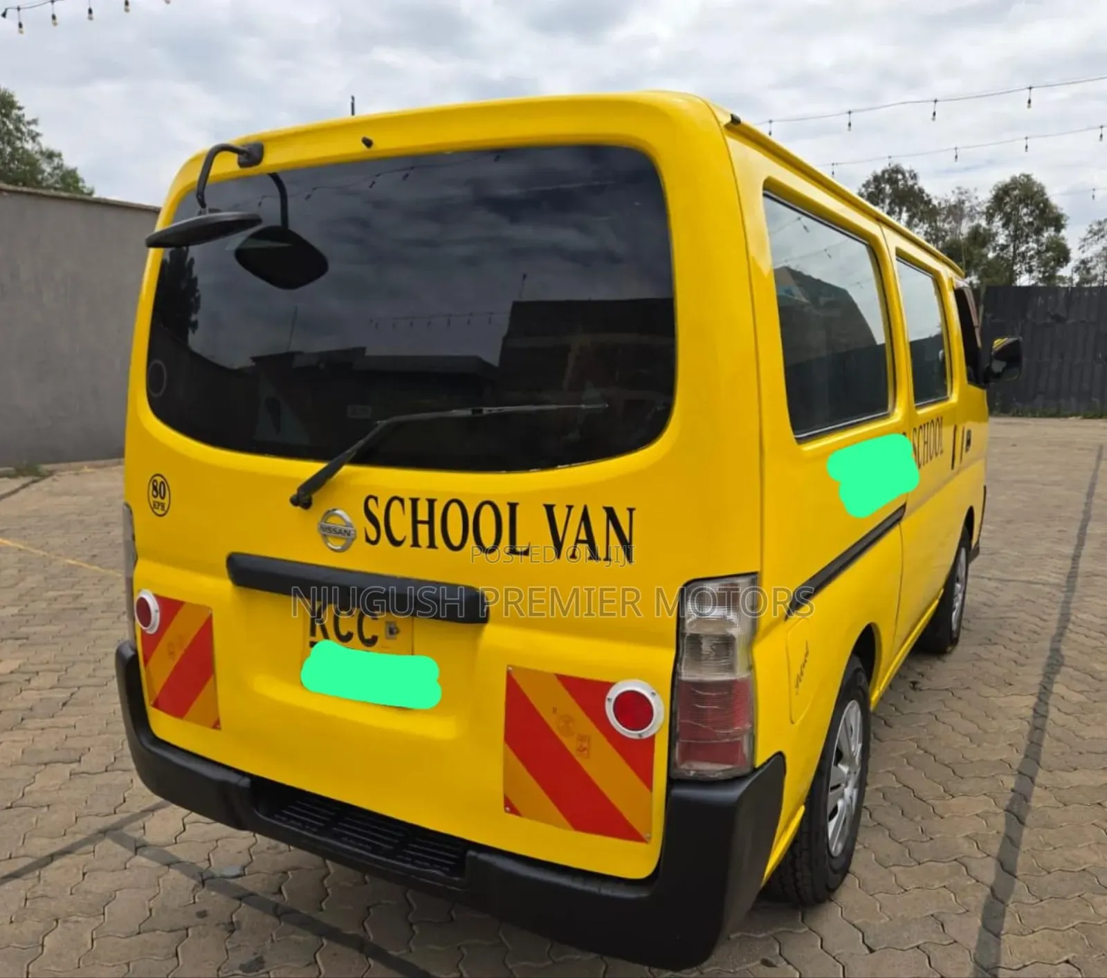 Nissan Caravan (Urvan) 2008 Yellow