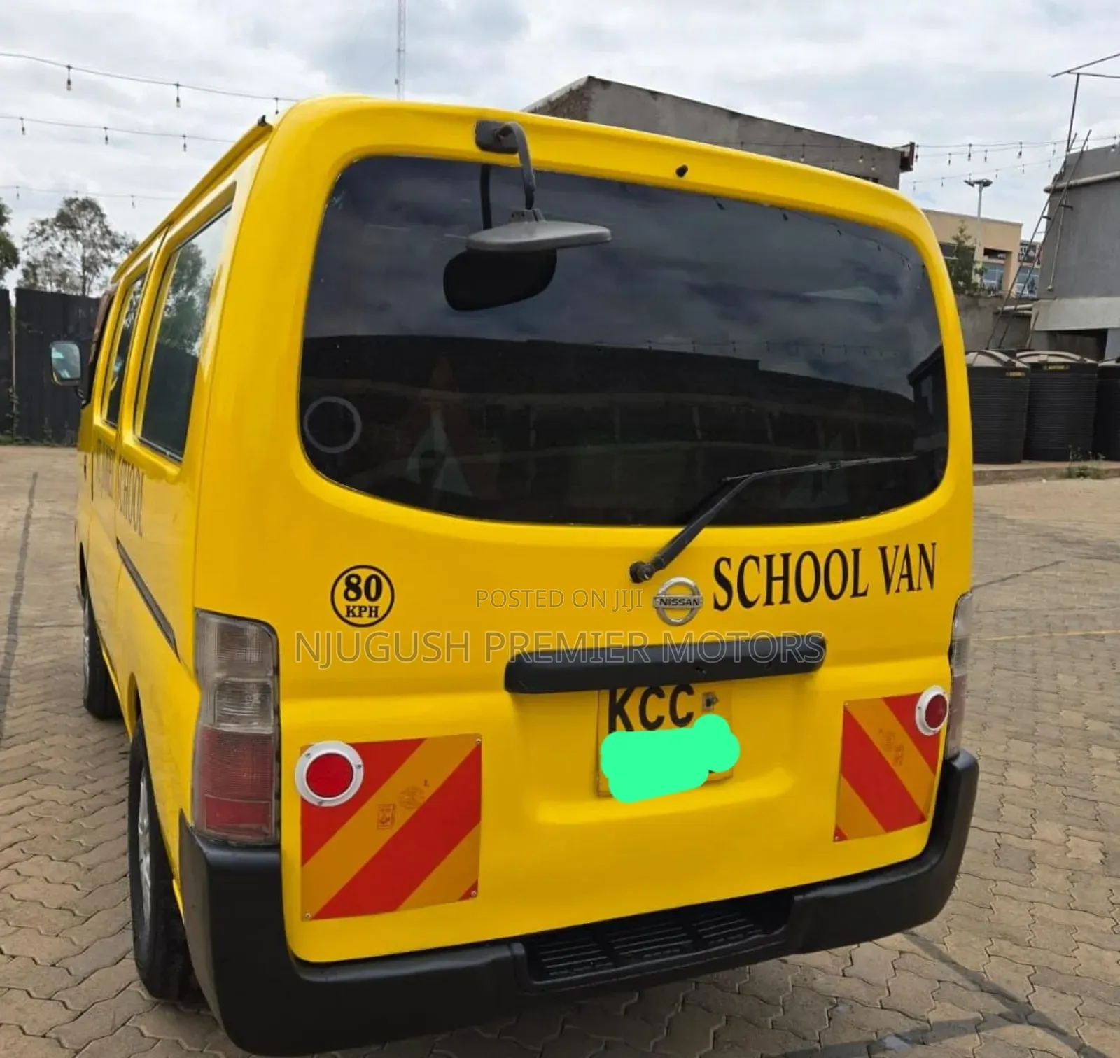 Nissan Caravan (Urvan) 2008 Yellow