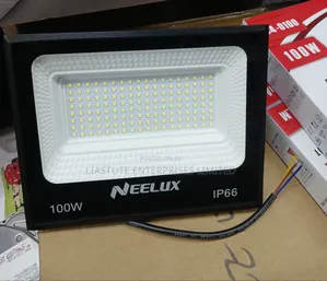 100w Neelux Led Flood Light – Durable Waterproof