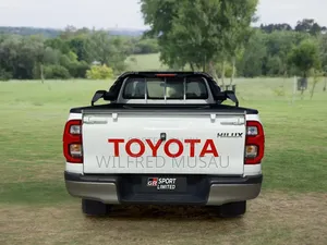 Toyota Hilux Revo Single Cab Deisel 2.8 AWD 2019 White